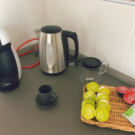 "Coccole Nel Borgo" 2Min To Outlet Apartment With Terrace 세라발레스크리비아 외부 사진