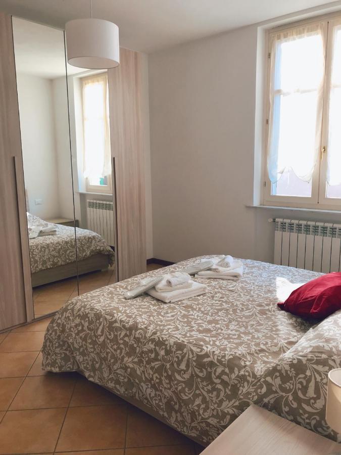 "Coccole Nel Borgo" 2Min To Outlet Apartment With Terrace 세라발레스크리비아 외부 사진